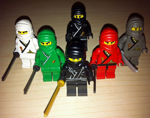 LEGO Collectible Minifigures Series 1 Ninja vs. Castle Ninja by wiredforlego, on Flickr